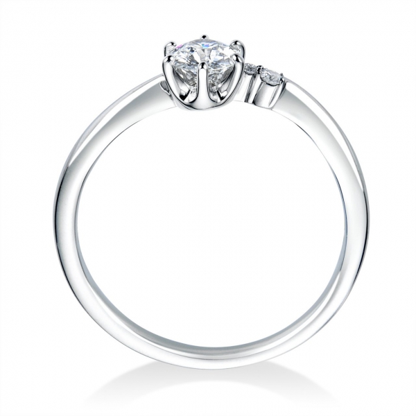 DR-104《オーバーエクセレント|Over Excellent》婚約指輪／S字デザインにかわいらしいダイヤモンドが輝く婚約指輪です。